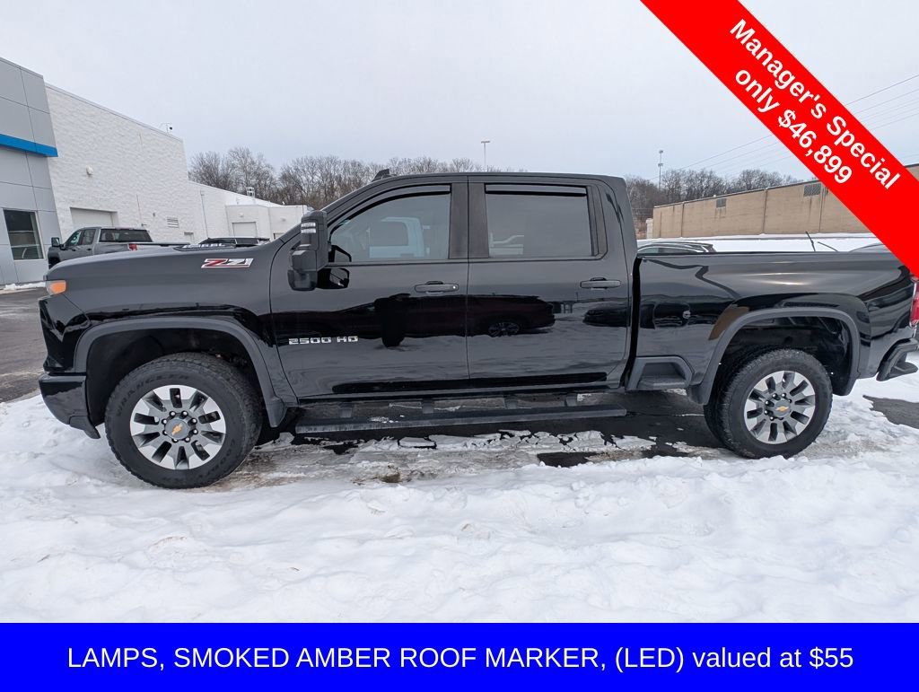 Used 2024 Chevrolet Silverado 2500 Custom w/ Custom Value Package image 5