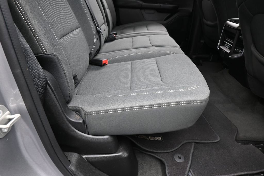Used 2023 RAM 1500 Big Horn AWD/4WD image 38