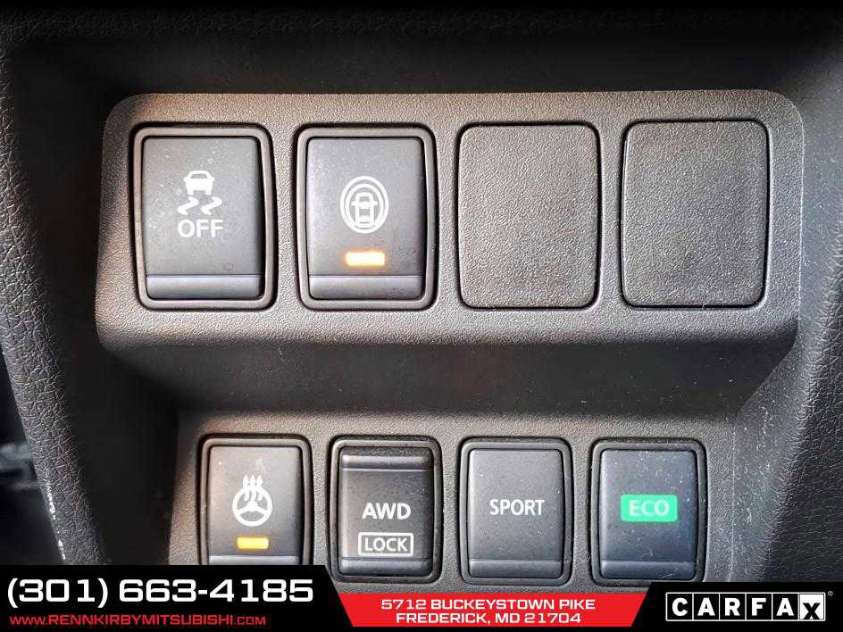 Used 2020 Nissan Rogue Sport SV w/ All-Weather Package image 48