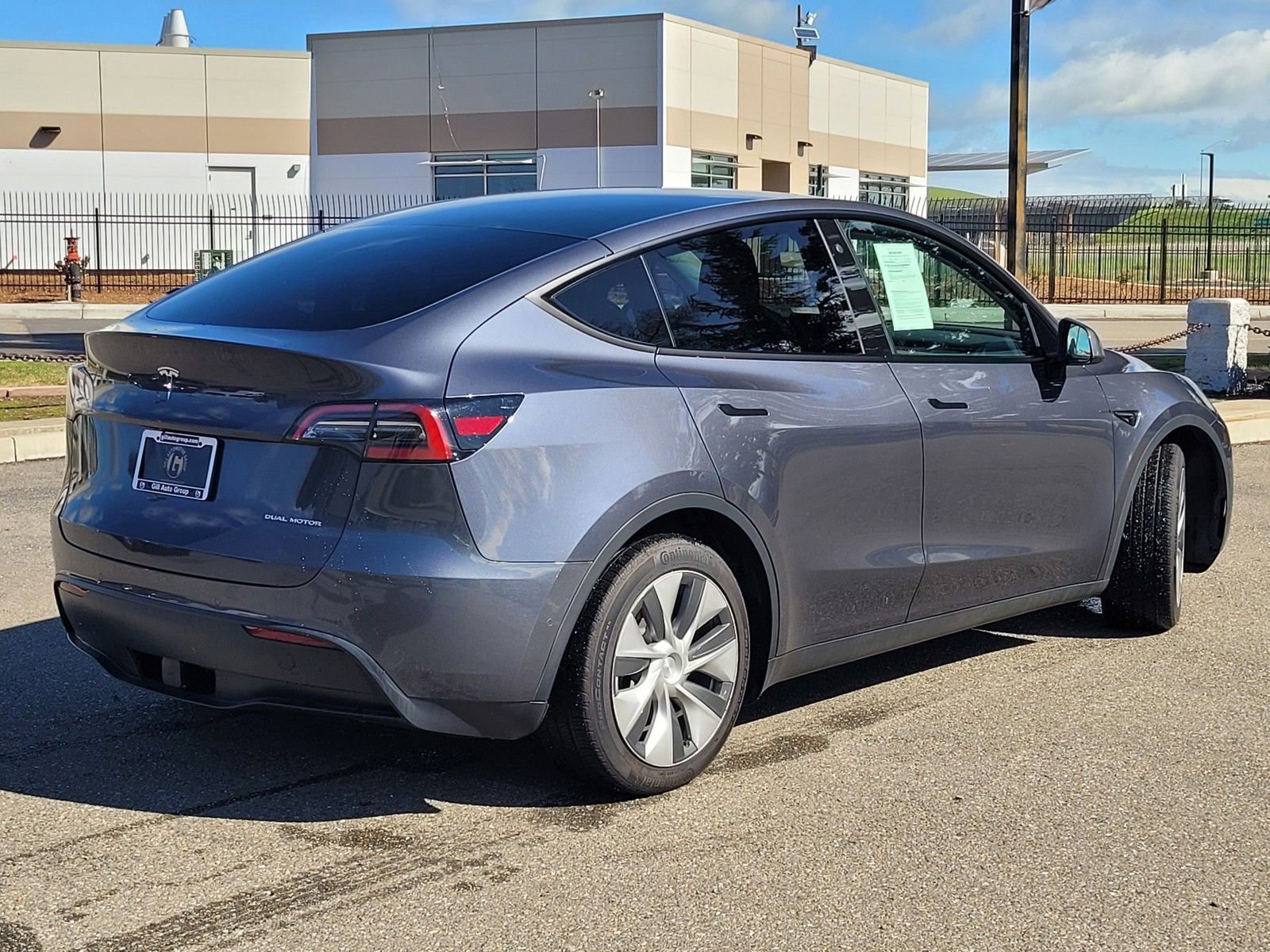 Used 2022 Tesla Model Y Long Range image 4