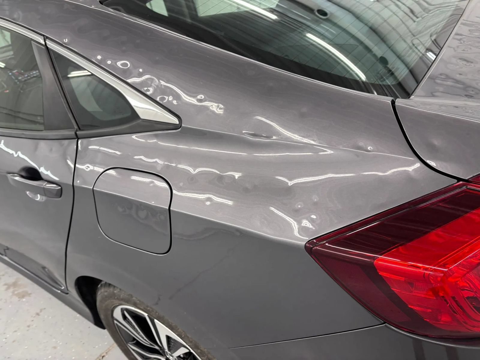 Used 2018 Honda Civic EX-T image 22