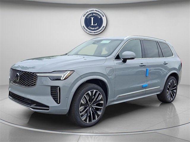 New 2026 Volvo XC90 T8 Plus image 3