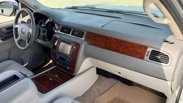 Used 2013 Chevrolet Tahoe LTZ image 18