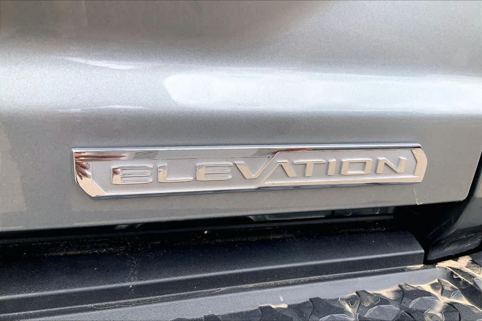 Used 2025 GMC Canyon Elevation w/ Convenience Package AWD/4WD image 10