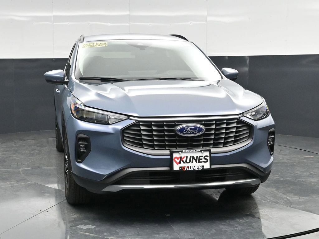 New 2026 Ford Escape SE FWD image 9