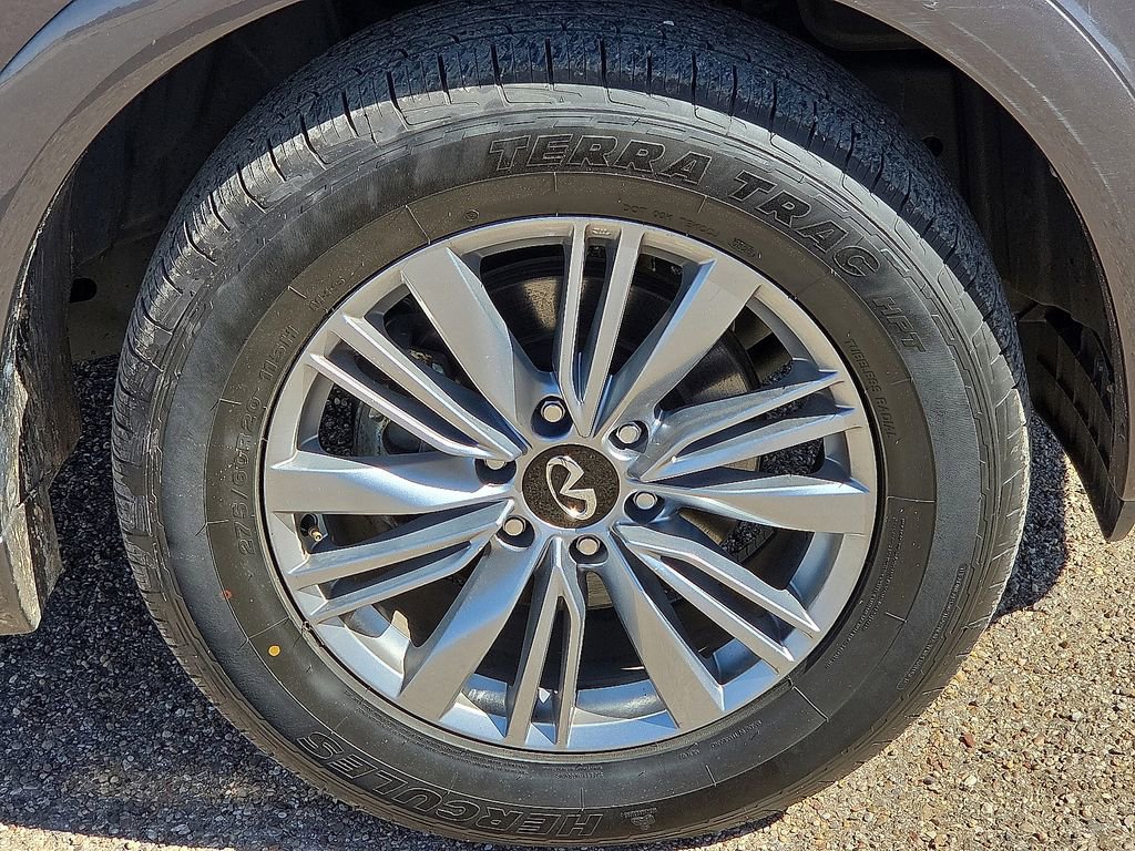 Used 2024 INFINITI QX80 Luxe image 11