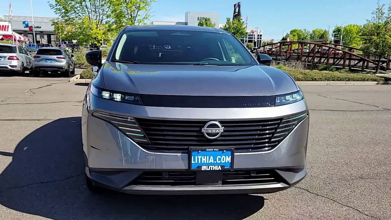 Used 2025 Nissan Murano SV AWD/4WD image 3