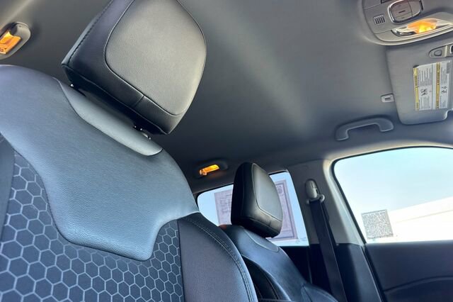 Used 2019 Jeep Compass Altitude image 14