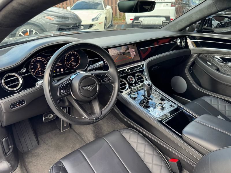 Used 2022 Bentley Continental GT AWD/4WD image 9