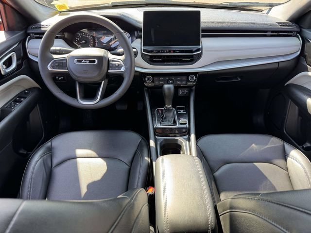Used 2026 Jeep Compass Limited AWD/4WD image 20