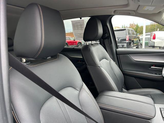 Certified 2025 MAZDA CX-70 Plug-In Hybrid w/ Premium Pkg image 26