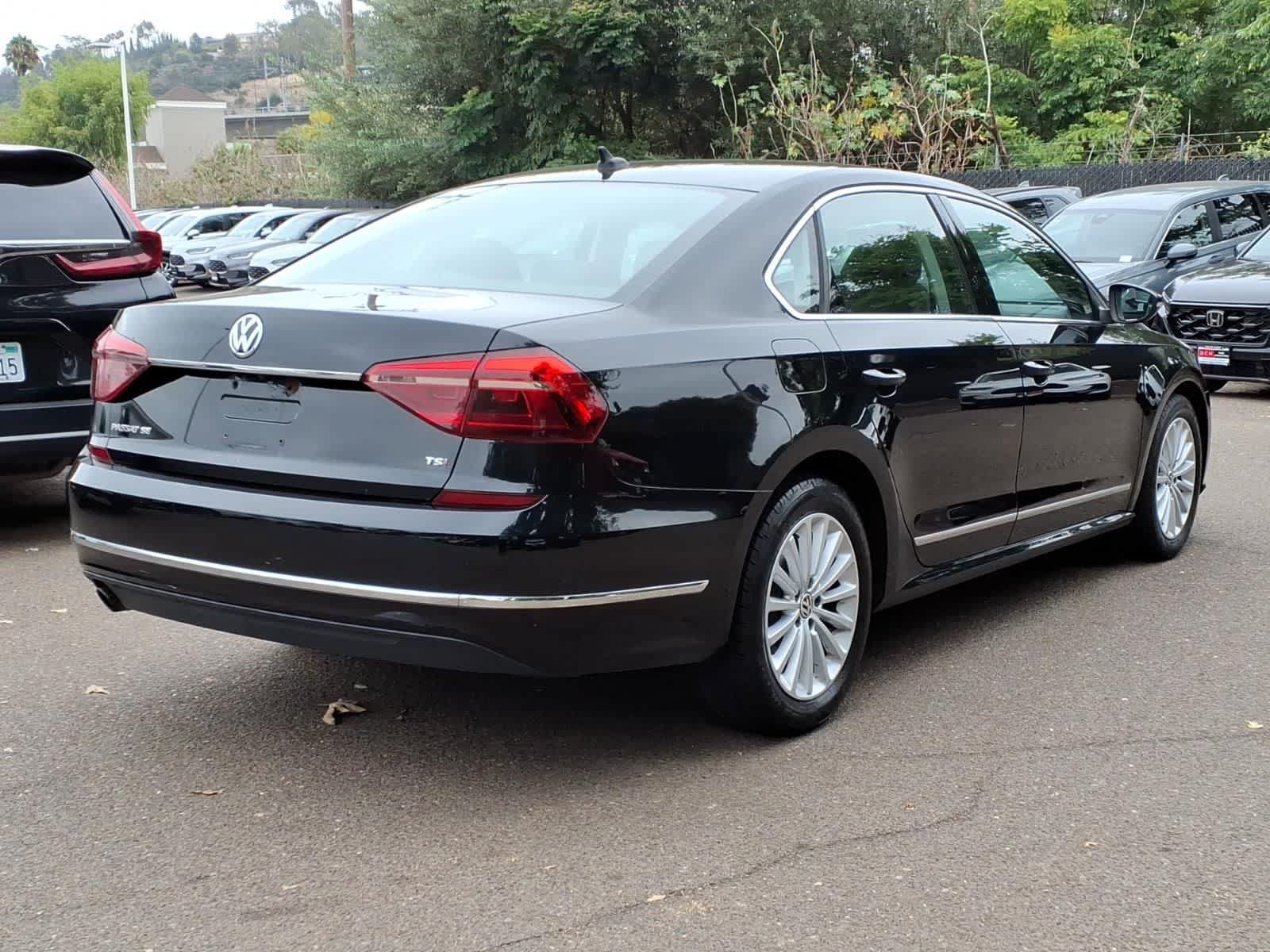 Used 2017 Volkswagen Passat 1.8T SE FWD image 4