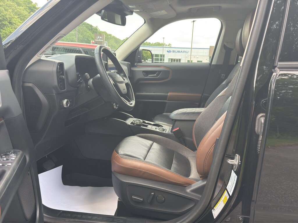 Used 2021 Ford Bronco Sport Outer Banks w/ Outer Banks Package AWD/4WD image 13