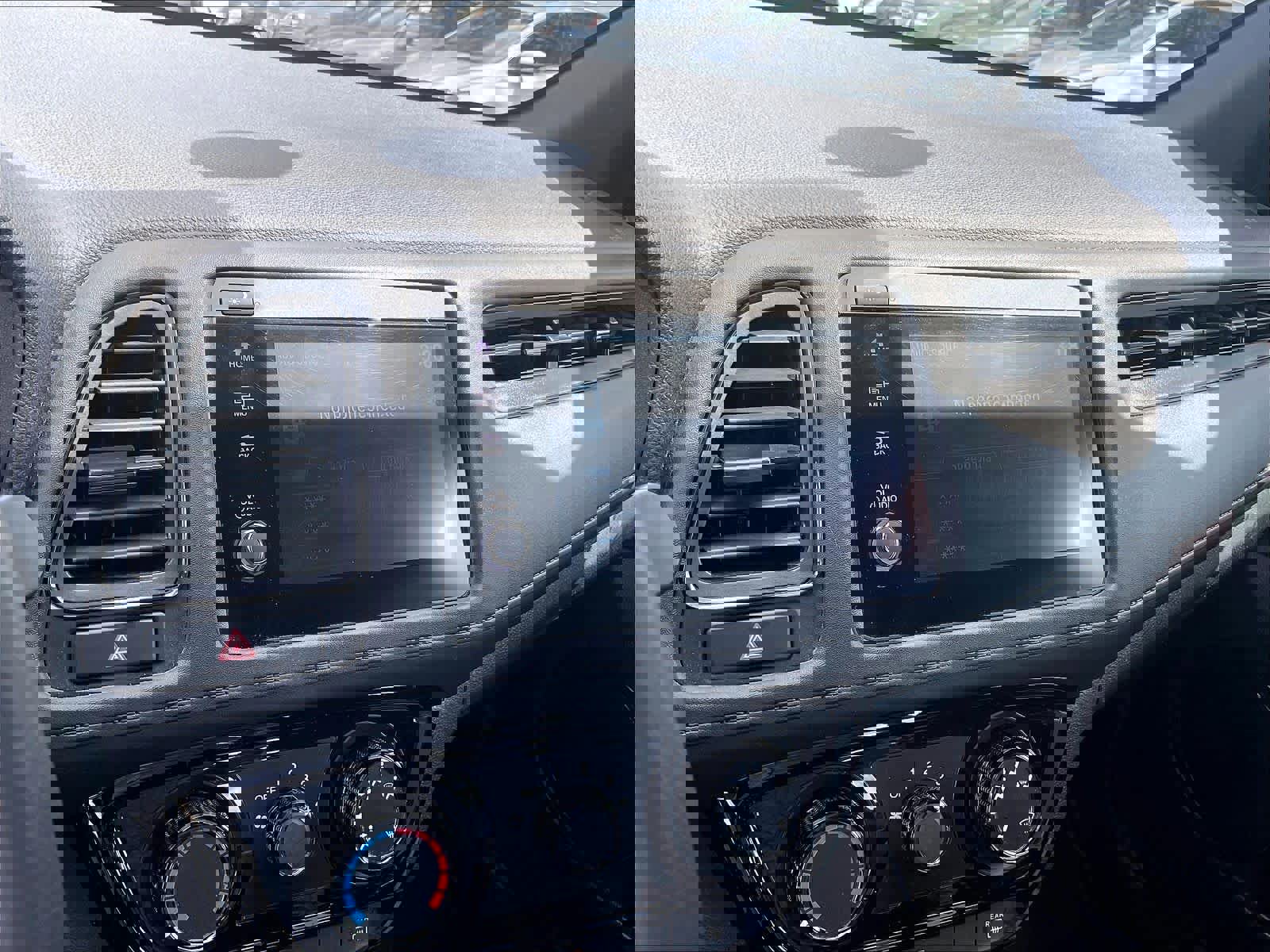 Used 2019 Honda HR-V Sport image 22