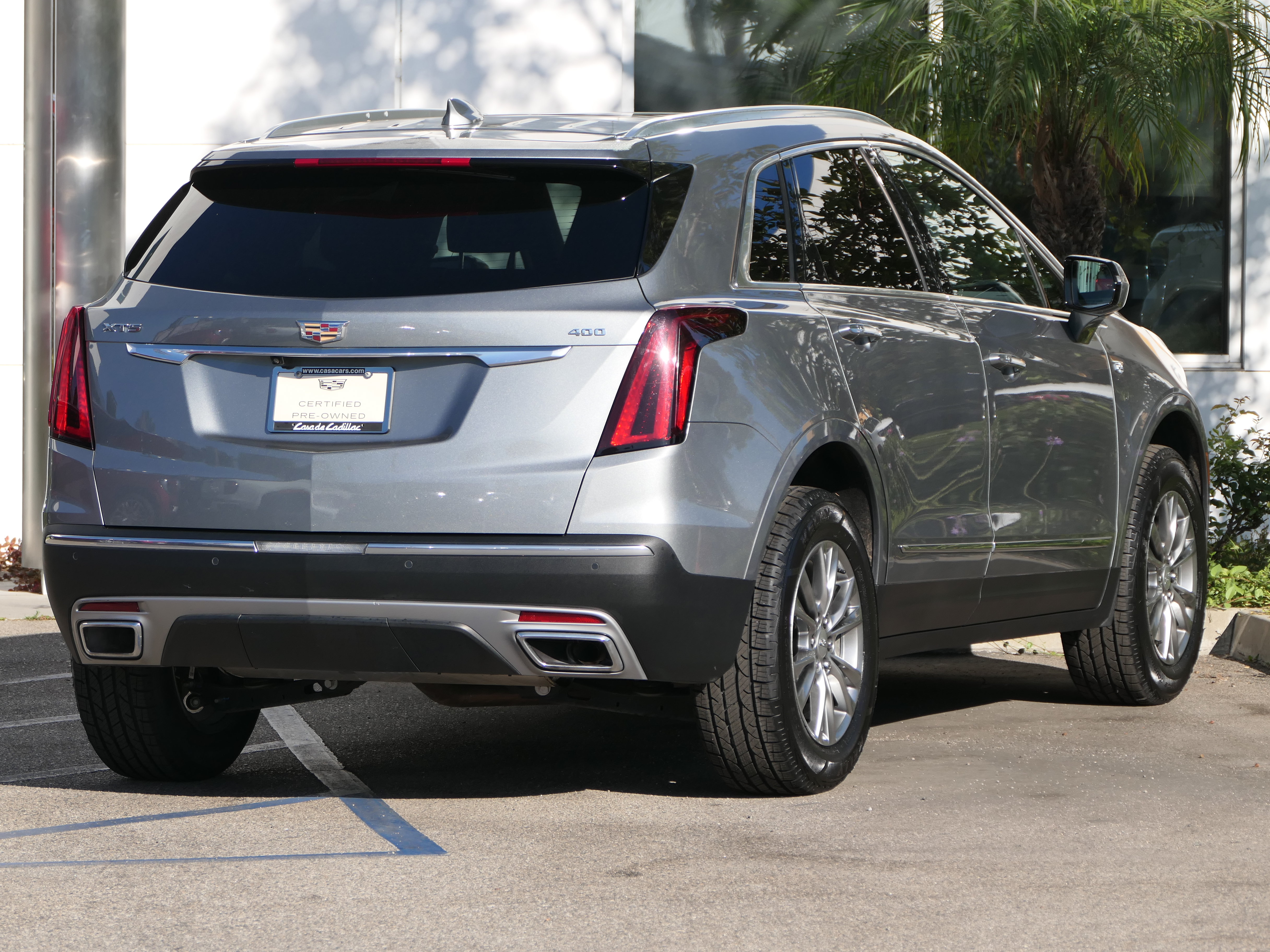 Certified 2023 Cadillac XT5 Premium Luxury FWD image 6