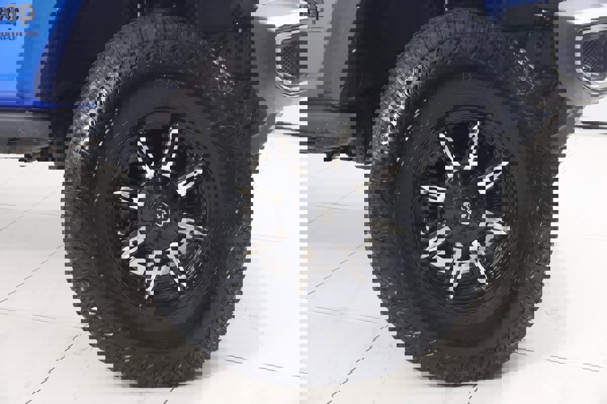 Used 2023 Jeep Gladiator Sport w/ Trailer Tow Package image 14