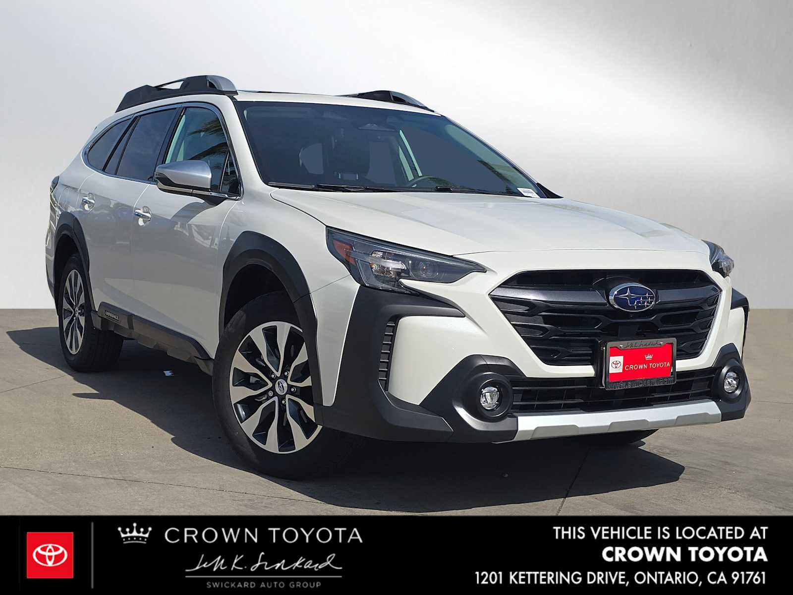 Used 2025 Subaru Outback Touring XT AWD/4WD image 1