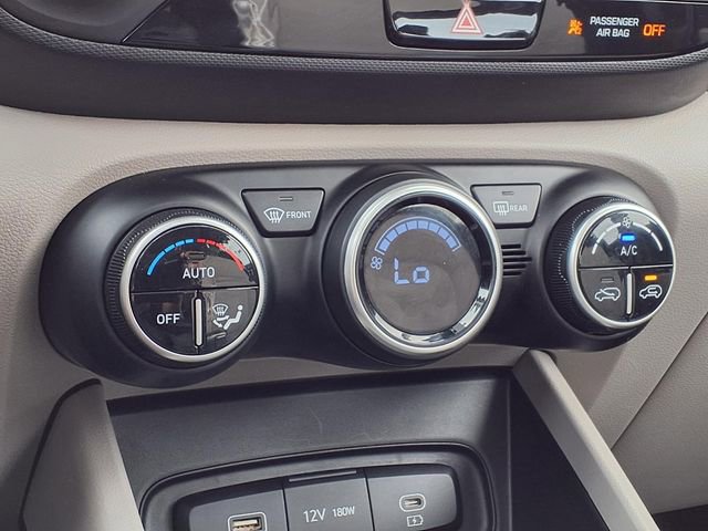 Used 2025 Hyundai Venue SEL FWD image 71