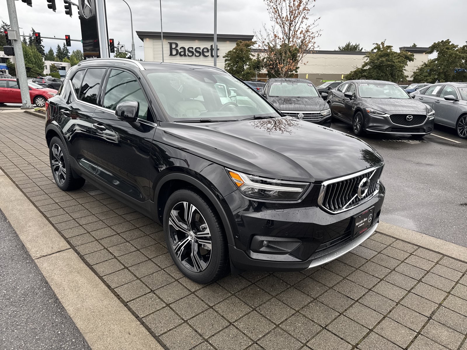 Used 2021 Volvo XC40 T5 Inscription w/ Advanced Package AWD/4WD image 3