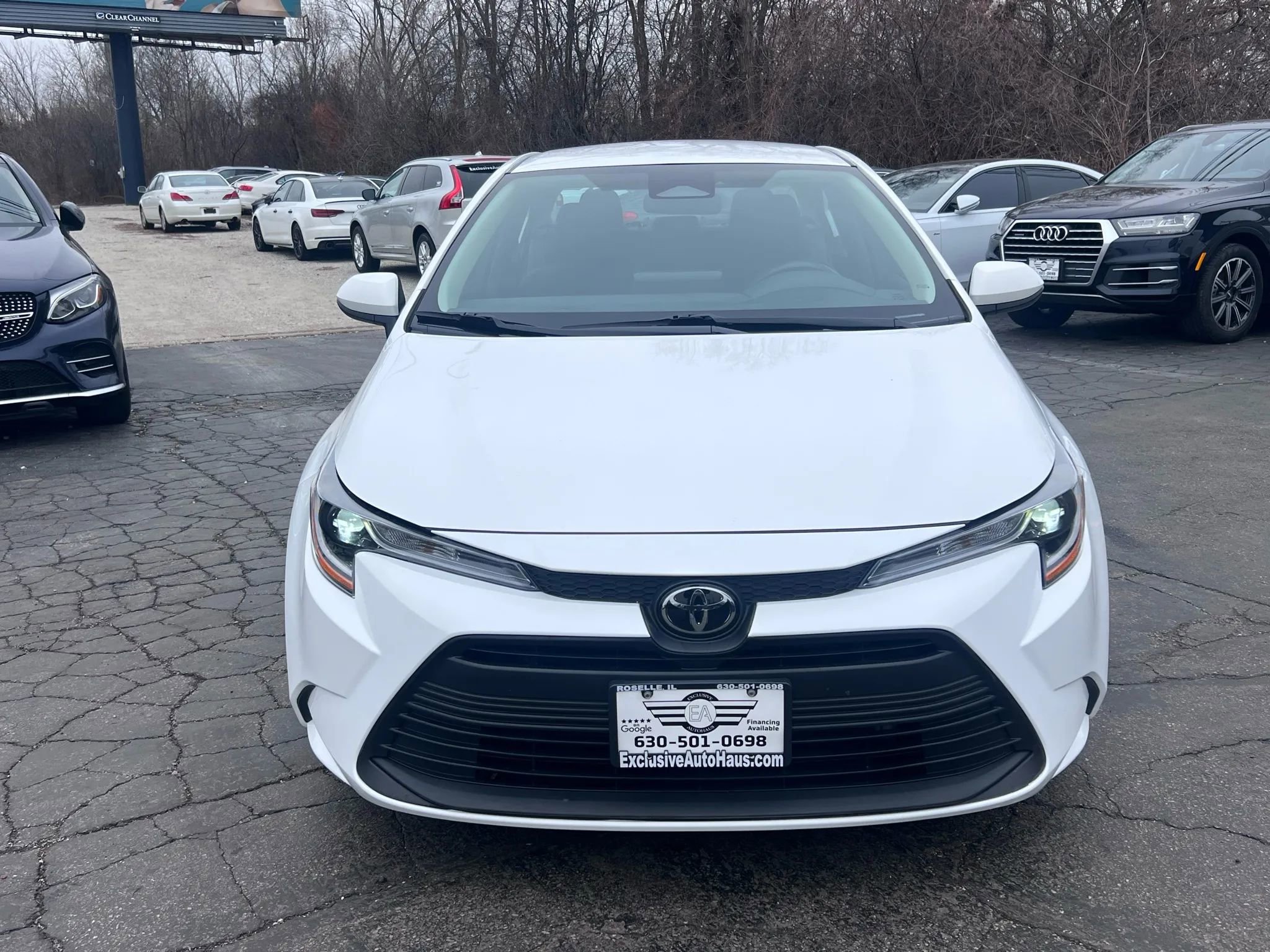 Used 2024 Toyota Corolla LE image 8