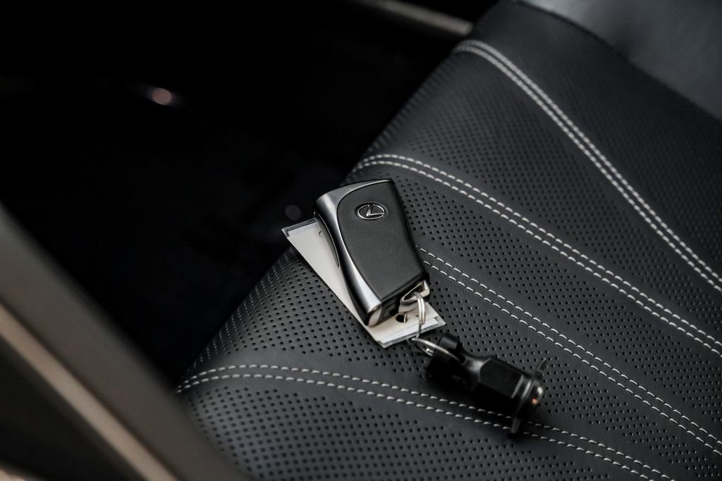 Used 2018 Lexus LC 500 Coupe w/ Touring Package image 60