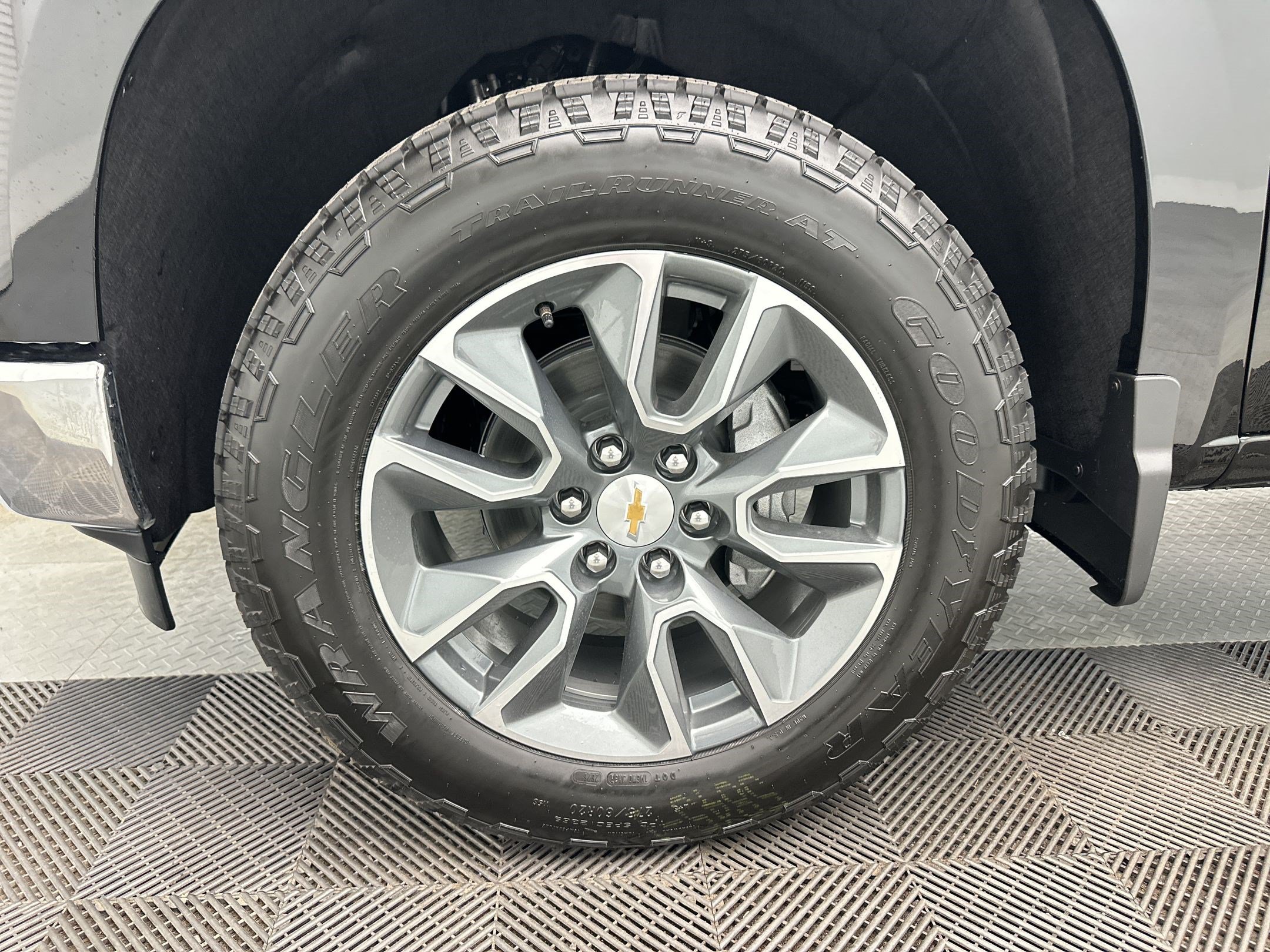 New 2026 Chevrolet Silverado 1500 LT AWD/4WD image 13