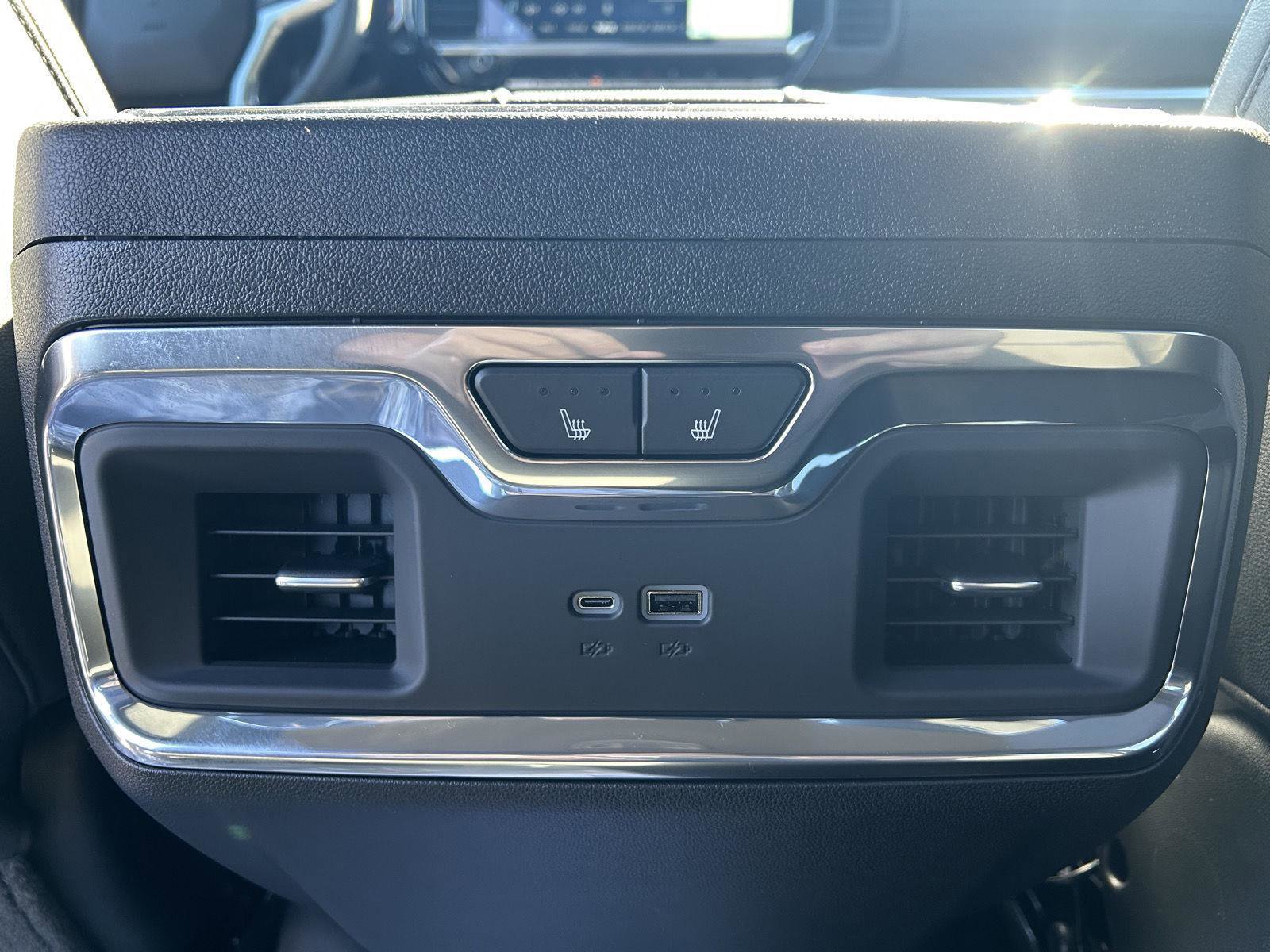 New 2026 Chevrolet Silverado 2500 LTZ w/ LTZ Premium Package image 31