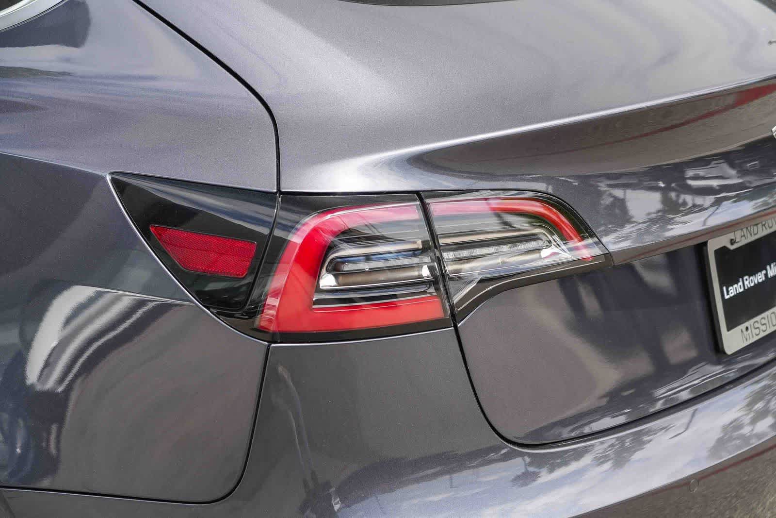 Used 2020 Tesla Model 3 Long Range AWD/4WD image 9
