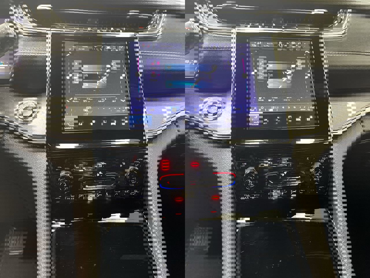 Used 2022 Jeep Grand Cherokee Altitude image 16