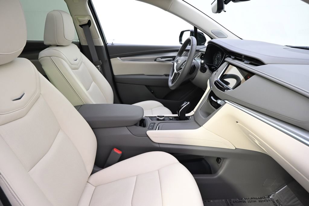 New 2025 Cadillac XT5 Premium Luxury w/ Technology Package image 16