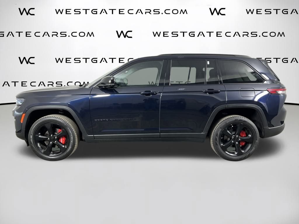 Used 2024 Jeep Grand Cherokee Limited w/ Black Appearance Package image 5
