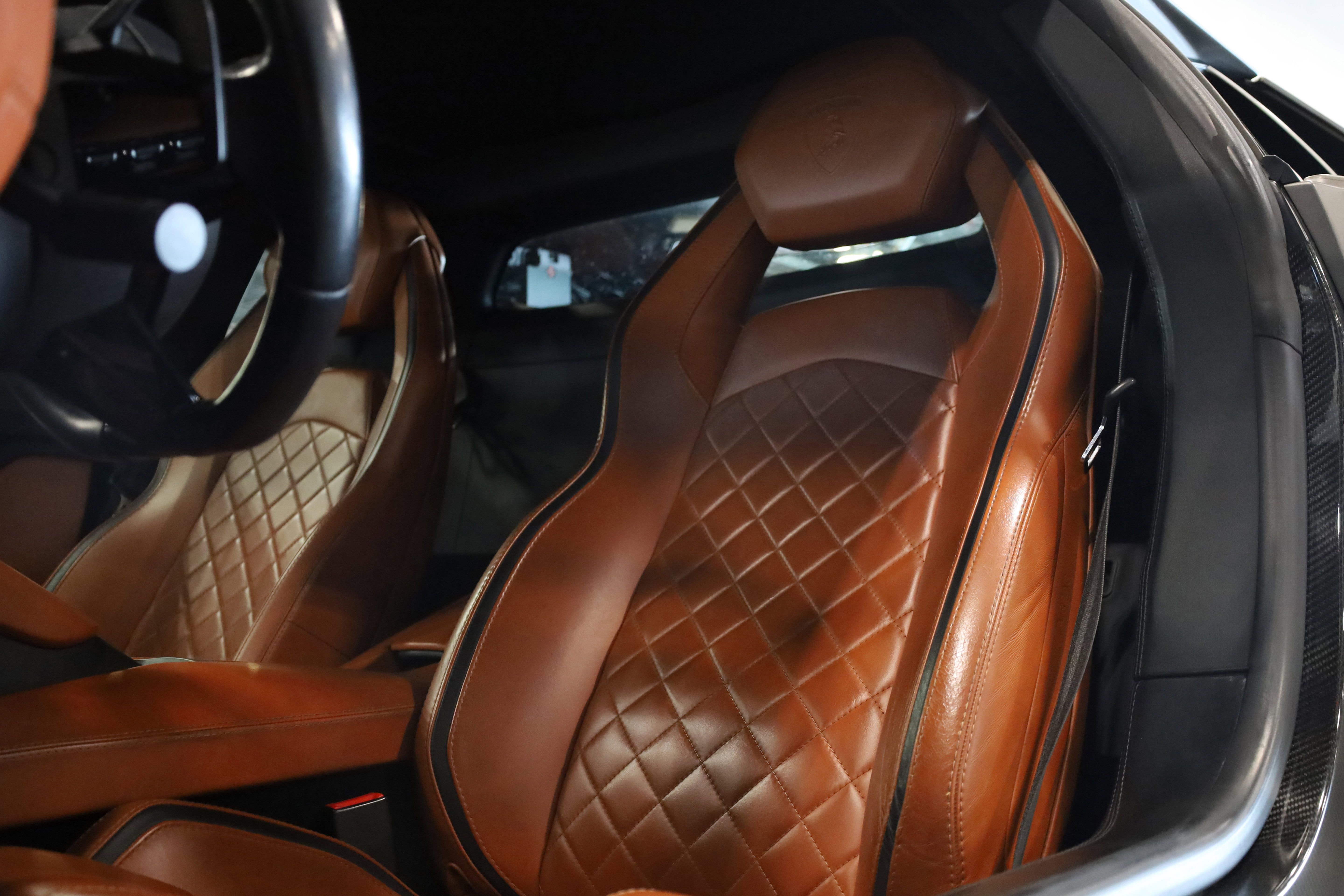 Used 2018 Lamborghini Aventador S image 17