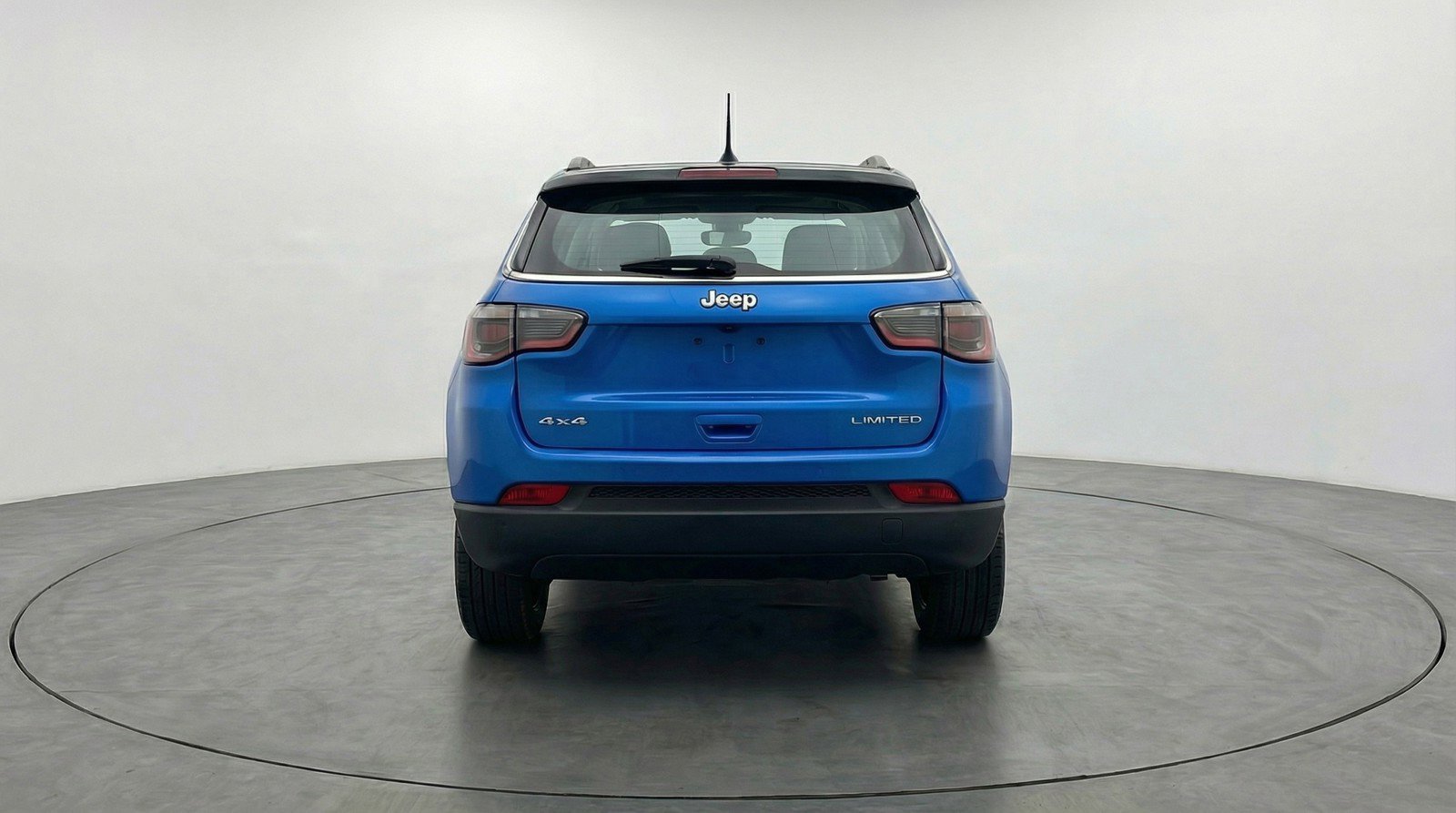 Used 2025 Jeep Compass Limited AWD/4WD image 7