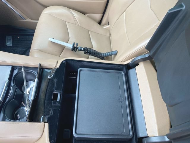 Used 2019 Cadillac Escalade ESV Platinum AWD/4WD image 21