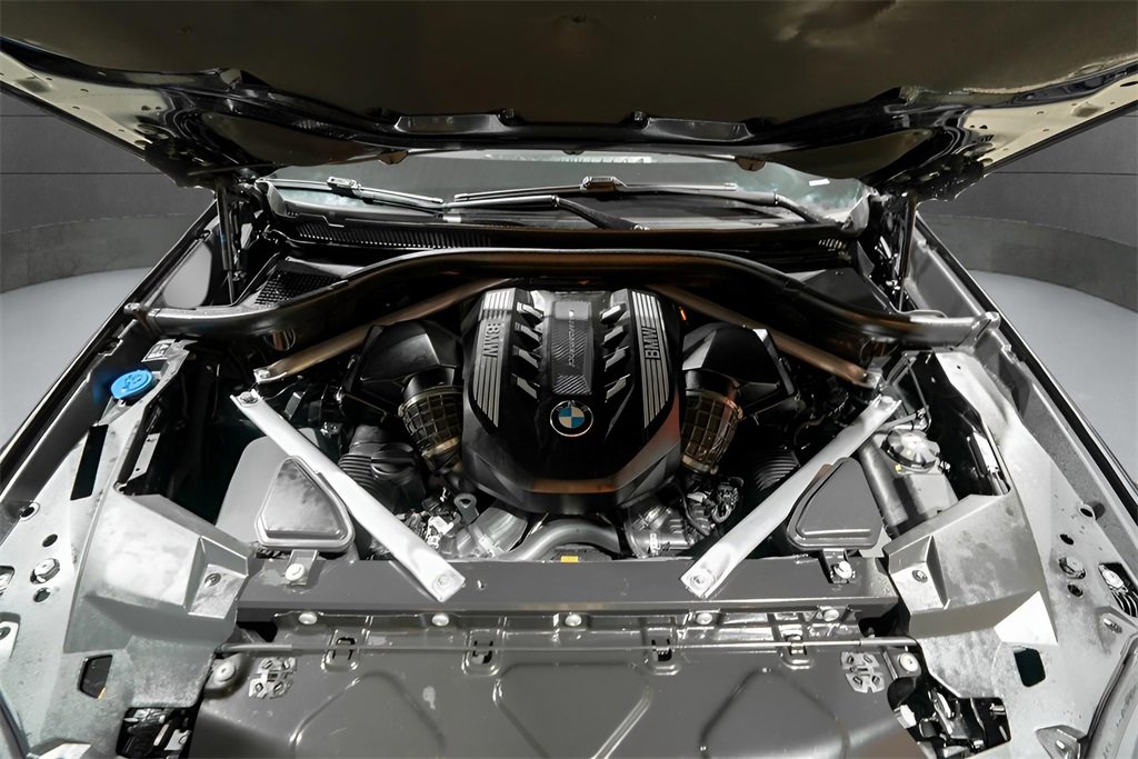 Used 2021 BMW X6 M50i w/ Executive Package image 42