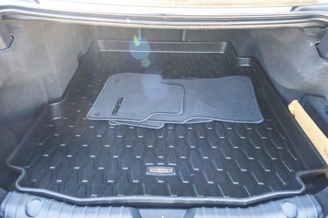 Used 2018 Jaguar XF S image 43