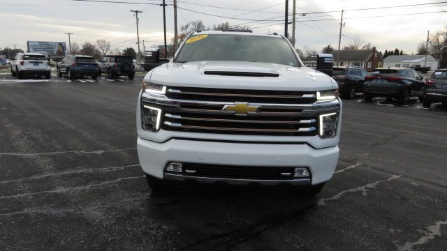 Used 2022 Chevrolet Silverado 3500 High Country image 11