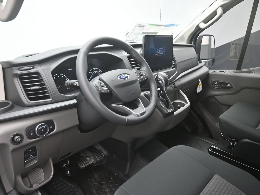 New 2025 Ford Transit 350 Low Roof RWD image 18