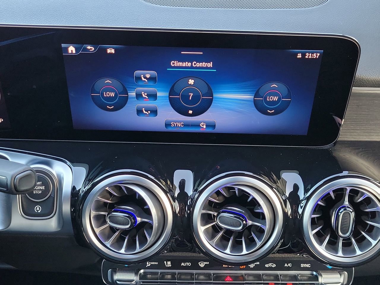 New 2026 Mercedes-Benz GLB 250 image 17