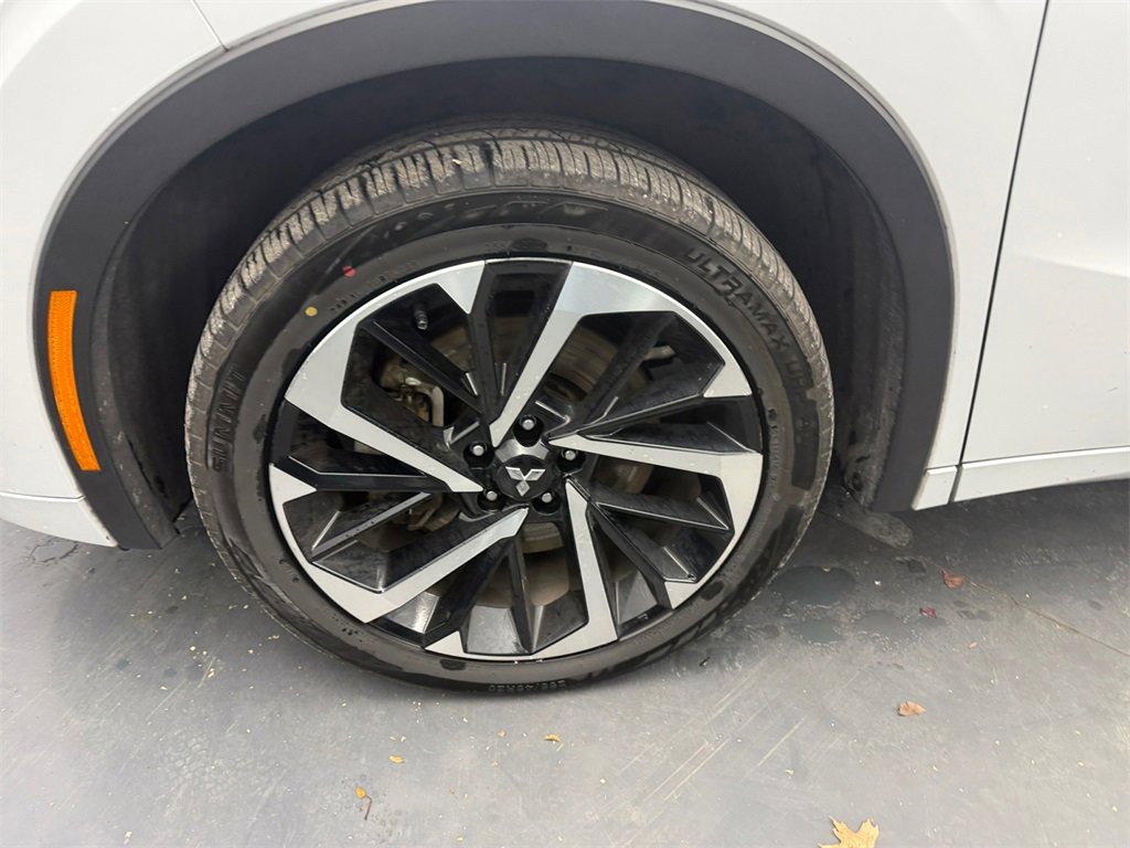 Used 2024 Mitsubishi Outlander 4WD Plug-In Hybrid image 35