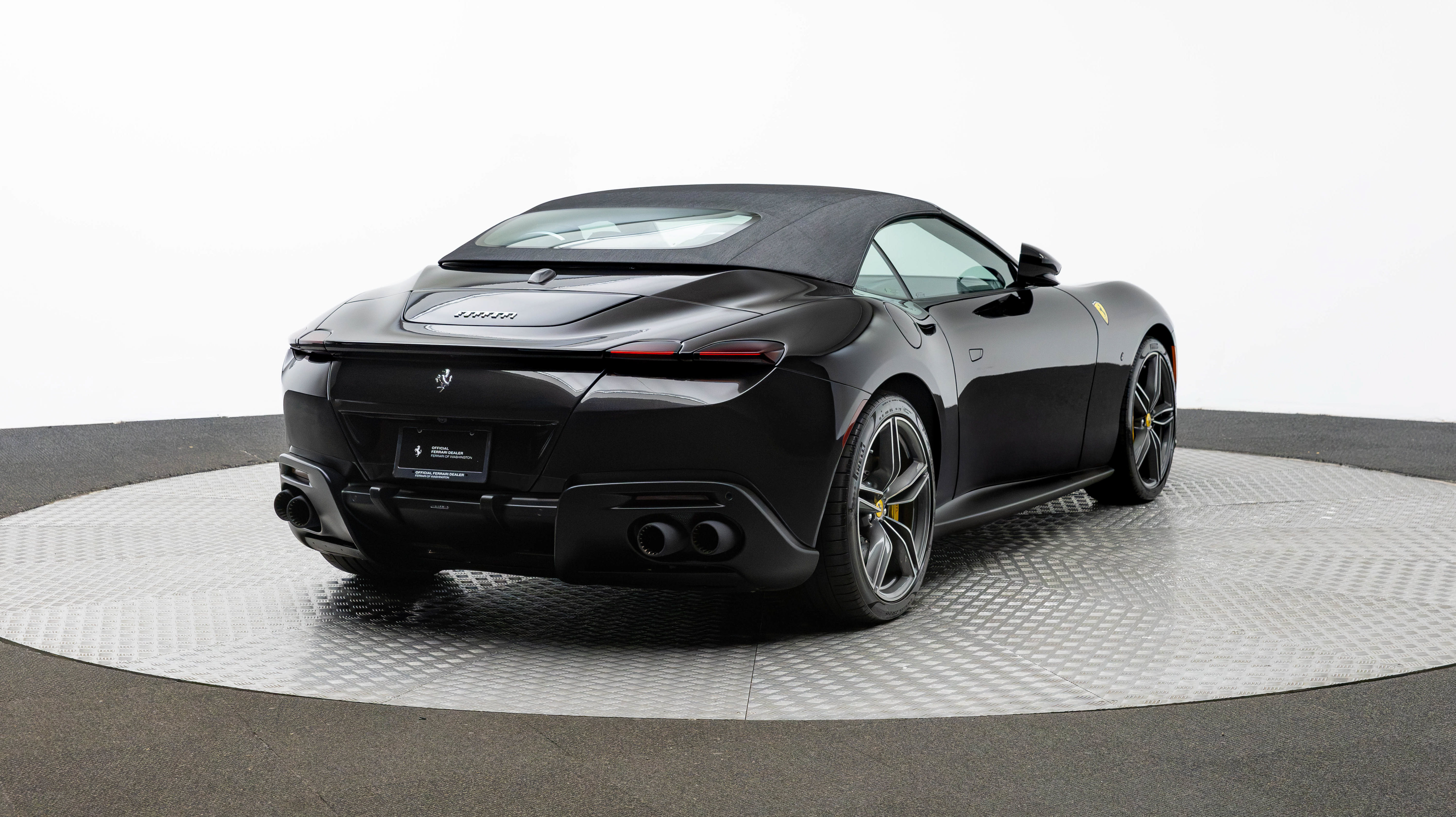 Certified 2025 Ferrari Roma Spider RWD image 53