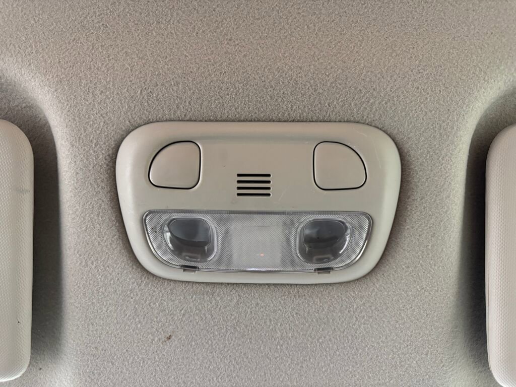 Used 2014 Subaru Crosstrek 2.0i Limited w/ Popular Package #2 image 24