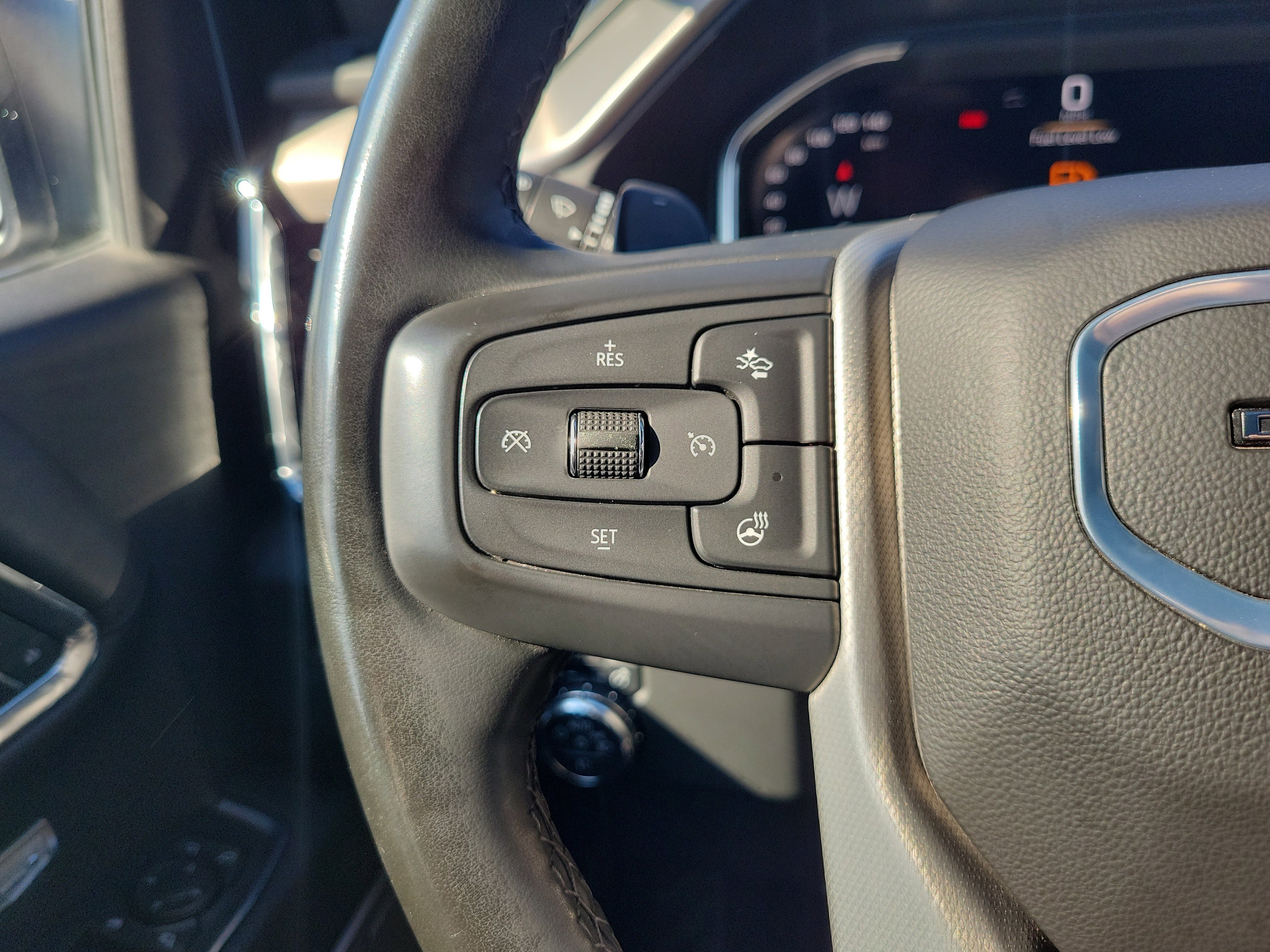 Used 2024 GMC Sierra 1500 Denali w/ Technology Package image 20