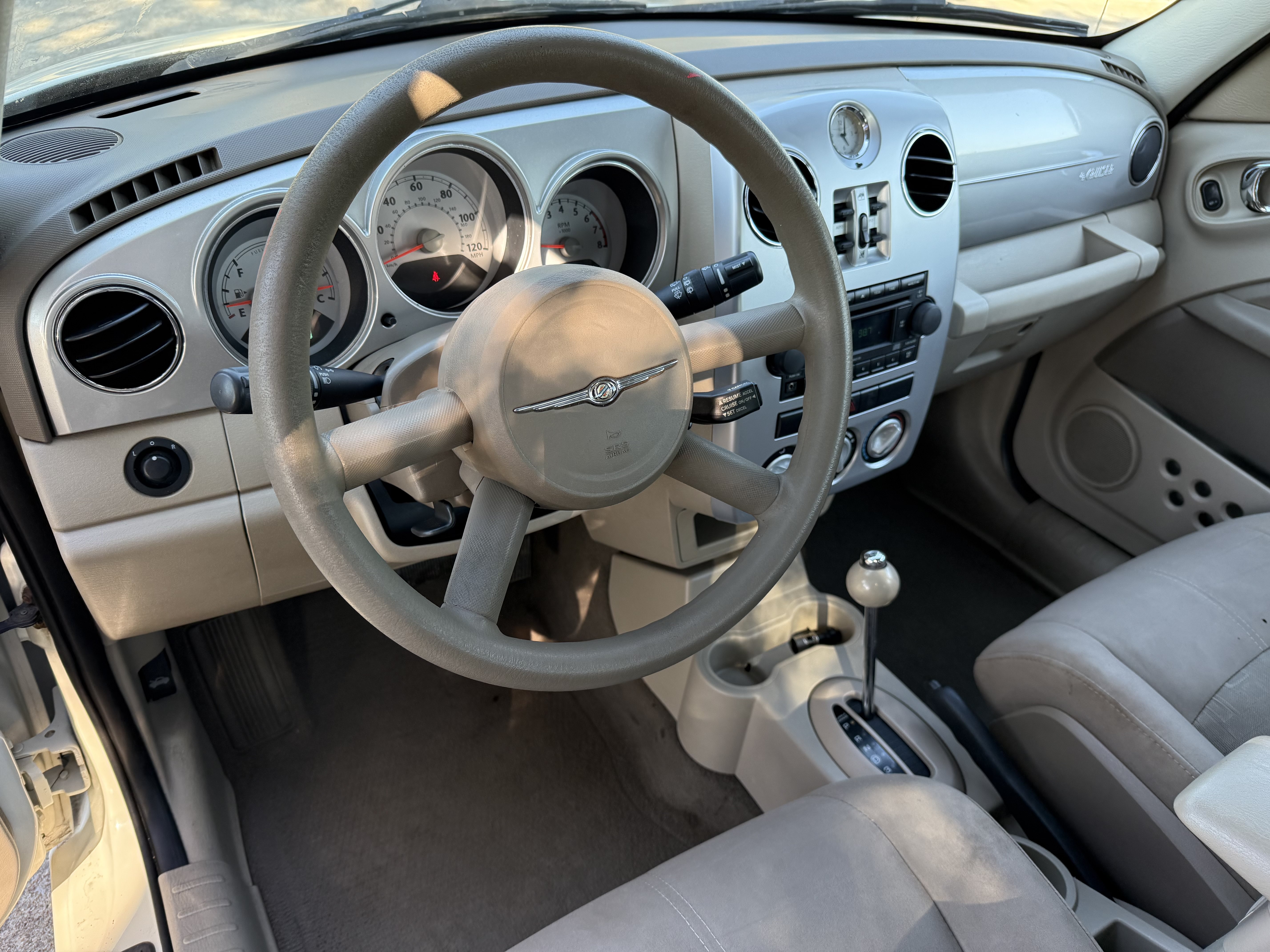 Used 2006 Chrysler PT Cruiser Touring FWD image 18
