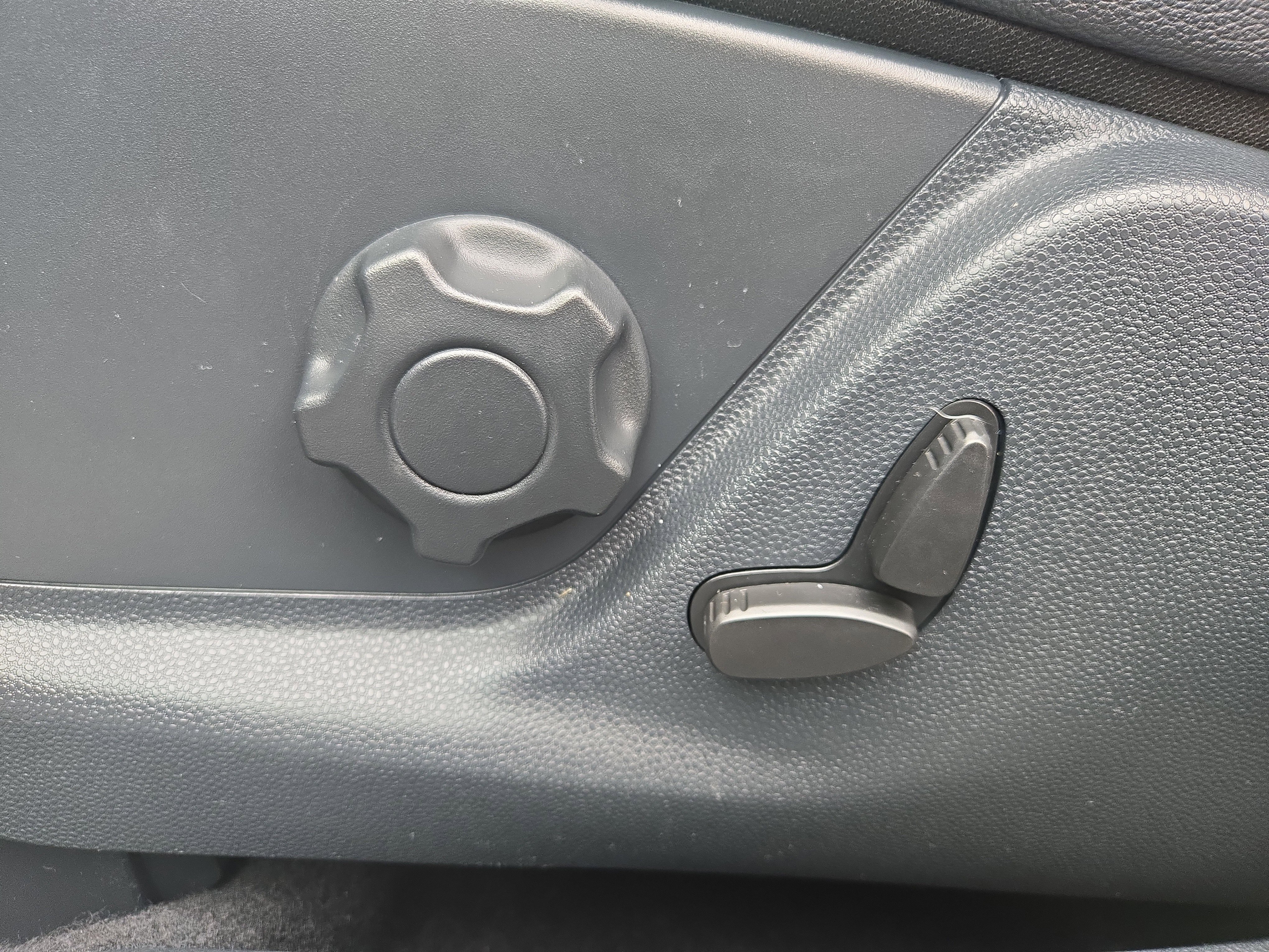 Used 2019 Ford EcoSport SES image 13