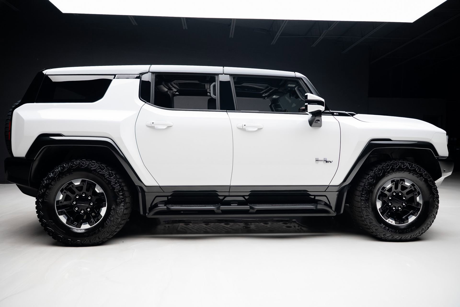Used 2024 GMC Hummer EV 2X w/ Extreme Off-Road Package image 36