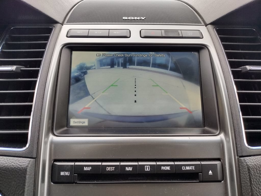Used 2012 Ford Taurus Limited AWD/4WD image 4