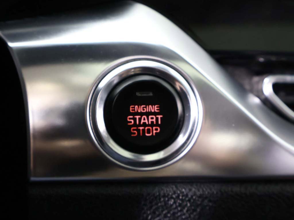 Used 2020 Kia Niro Touring image 42