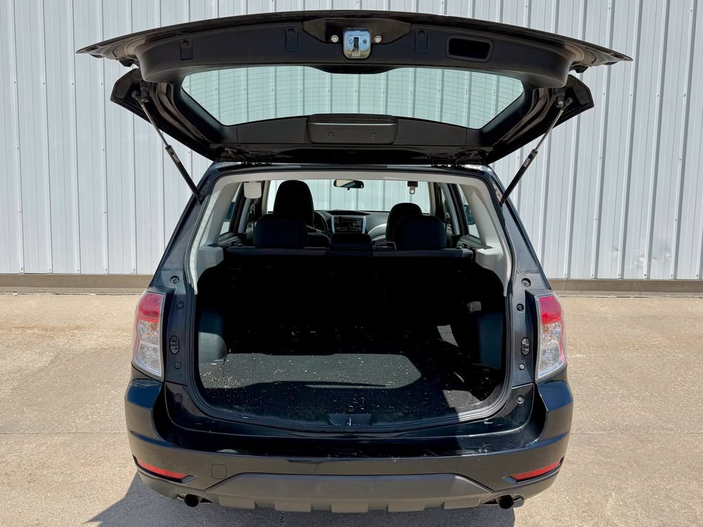 Used 2010 Subaru Forester 2.5X AWD/4WD image 16