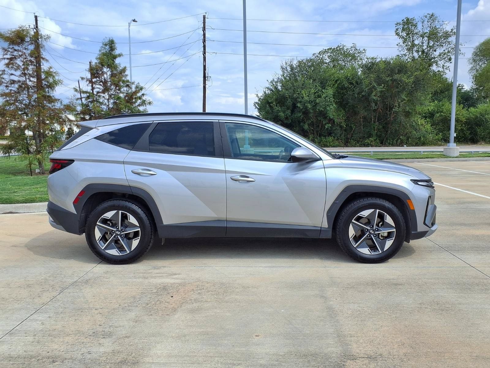 Used 2025 Hyundai Tucson SEL FWD image 8